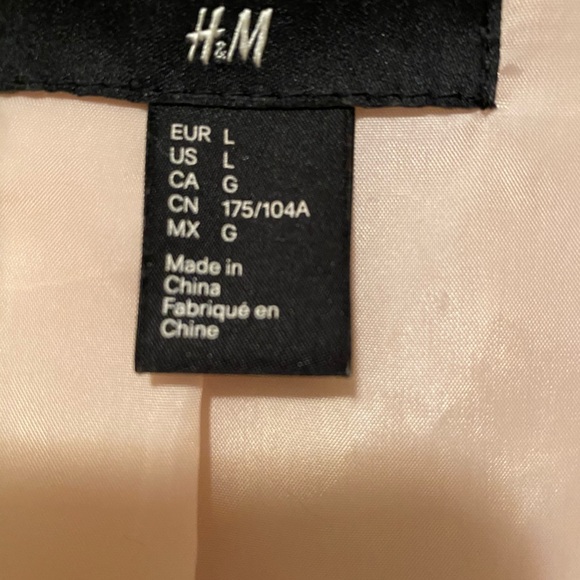 H&M fur jacket size L - Picture 3 of 4